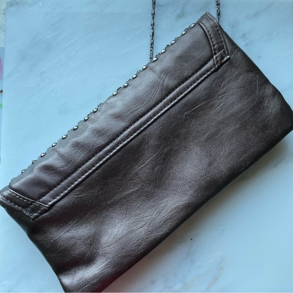 brown studded vegan leather shoulder bag - Picture 4 of 4